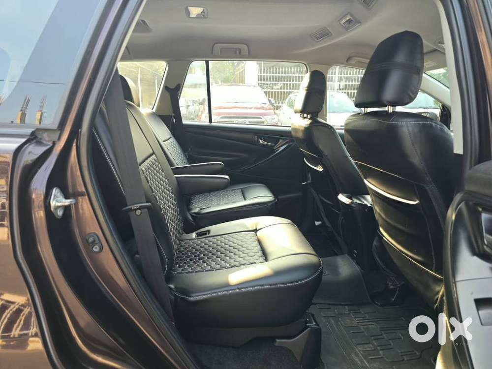 Toyota Innova Crysta