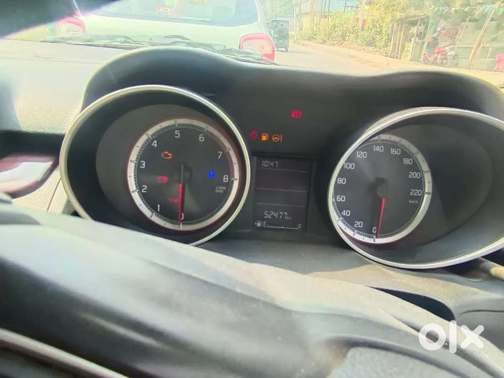 Maruti Suzuki New-gen Swift 2022 Petrol 52000 Km Driven