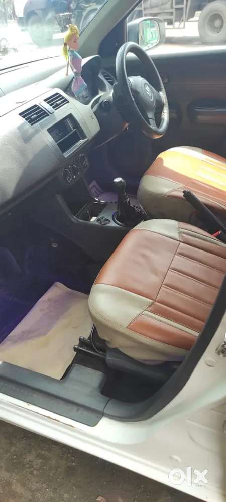 Maruti Suzuki Swift 2015