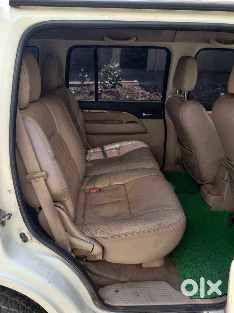 Ford Endeavour 2011 Diesel Automatic