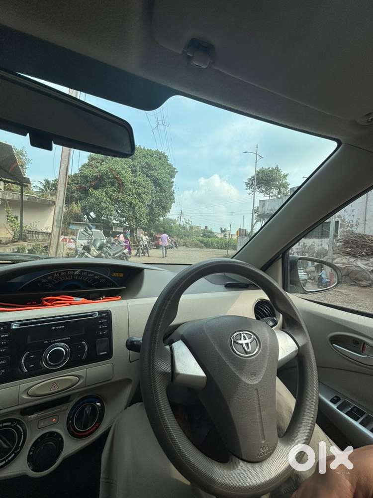 Toyota Etios Liva 2014 Petrol 29000 Km Driven
