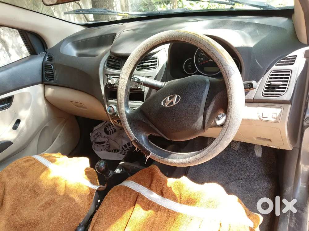 Hyundai Eon Lpg 2012 Automatic