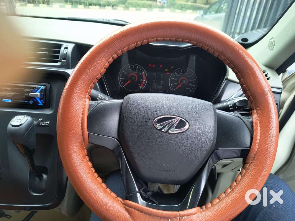 Mahindra Kuv 100 K4 Plus G 5 Str, 2017, Petrol