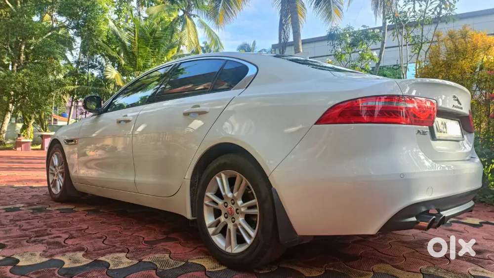 Jaguar Xe 2017 Diesel Well Maintained