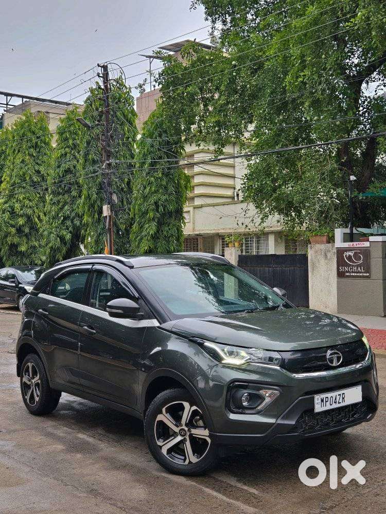 Tata Nexon 1.2 Revotron Xm Plus (s), 2023, Petrol