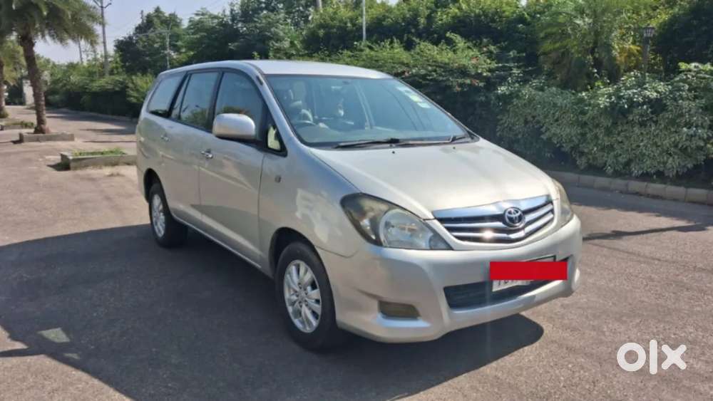 Toyota Innova 2.5 Ev Ms 8 Str Bsiv, 2011, Diesel
