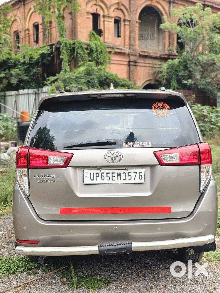 Toyota Innova Crysta 2.4 G Mt 8s, 2022, Diesel