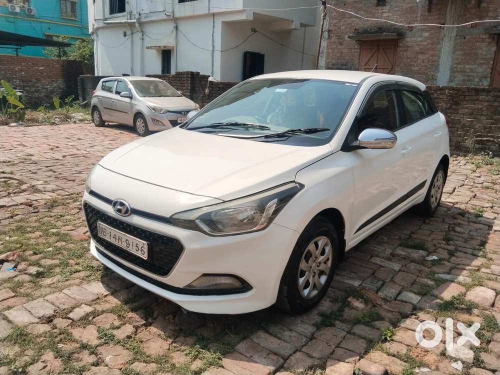 Hyundai I20 Sportz 1.2 Bs-iv, 2015, Petrol