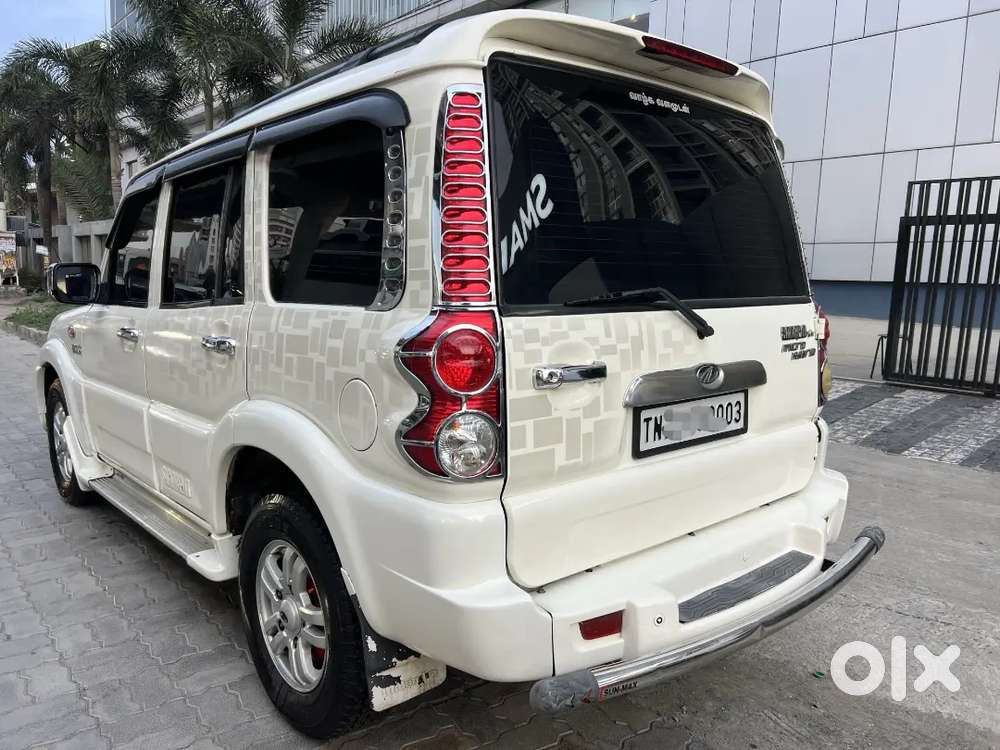 Mahindra Scorpio 2012 Vlx With Airbag White
