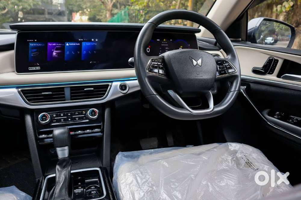 Mahindra Xuv700 2.0 Ax 7 Petrol At Luxury Pack Str, 2024, Diesel