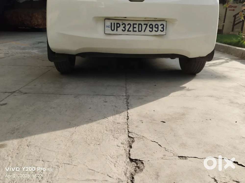 Hyundai Eon 2012 Lpg 82000 Km Driven