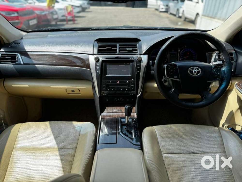 Toyota Camry 2.5l Automatic, 2015, Petrol