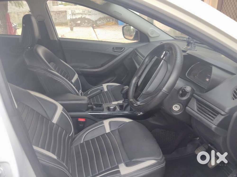 Tata Nexon Smart 2024
