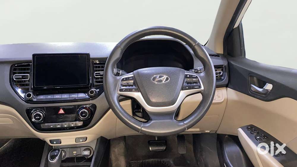 Hyundai Verna 1.5 Sx (o) Vtvt Ivt, 2022, Petrol