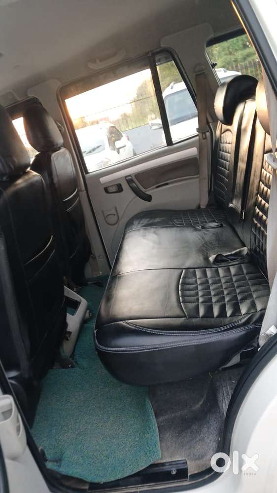 Mahindra Scorpio S10 8 Seater, 2017