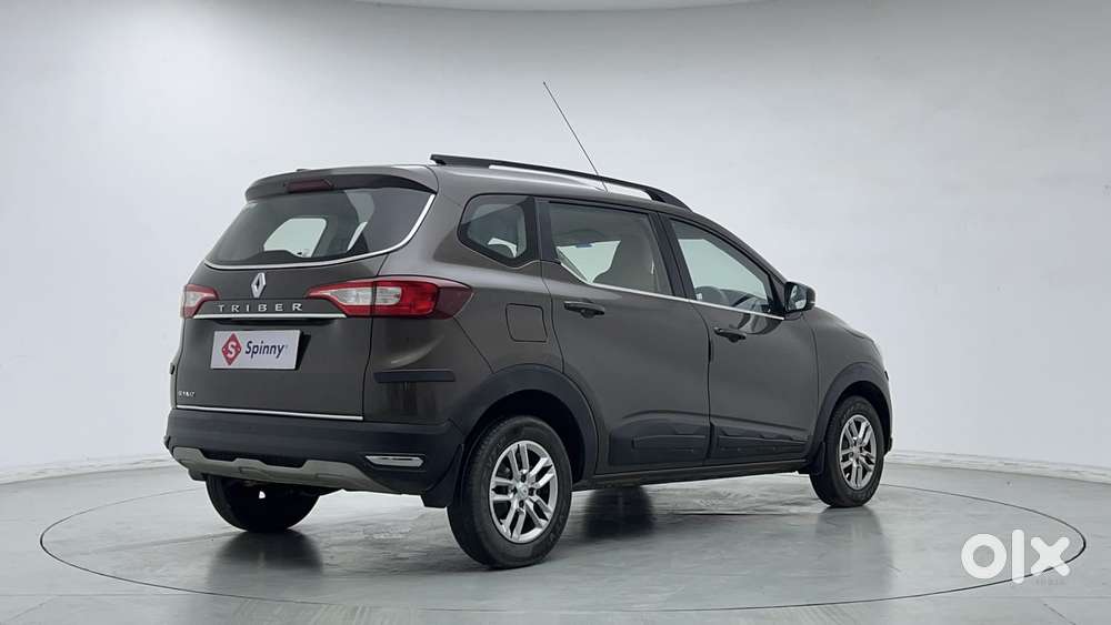 Renault Triber Rxt, 2022, Petrol