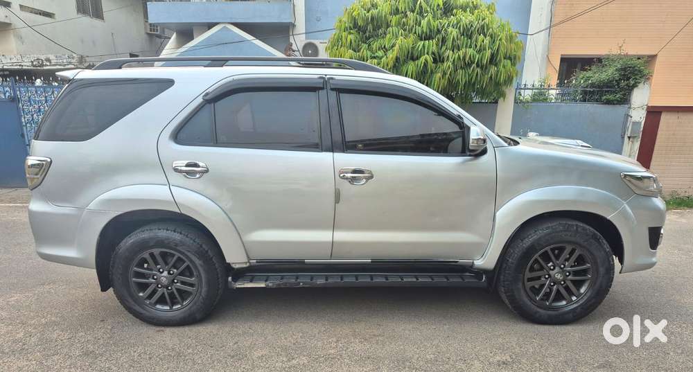 Toyota Fortuner 3.0 4x4 Manual, 2013, Diesel