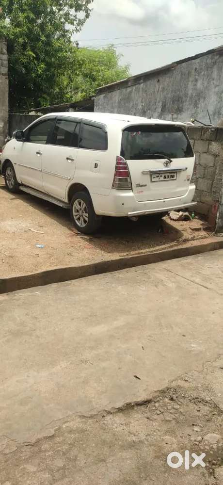 Toyota Innova 2.5 Gx 2006
