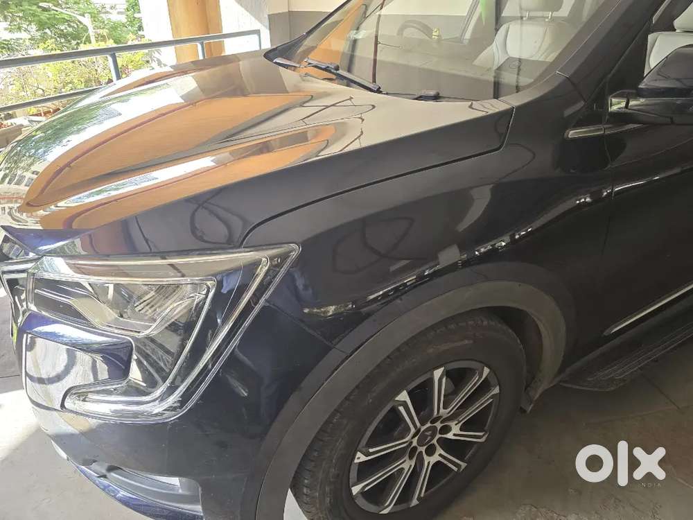 Mahindra Xuv700 2024 Petrol Well Maintained