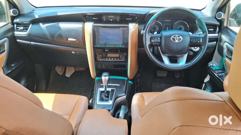 Toyota Fortuner 4x2 At 2.8 Diesel, 2020, Diesel