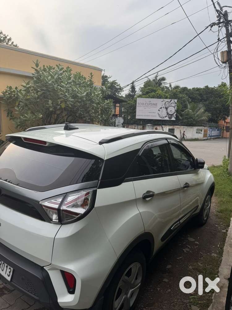 Tata Nexon Petrol 2021