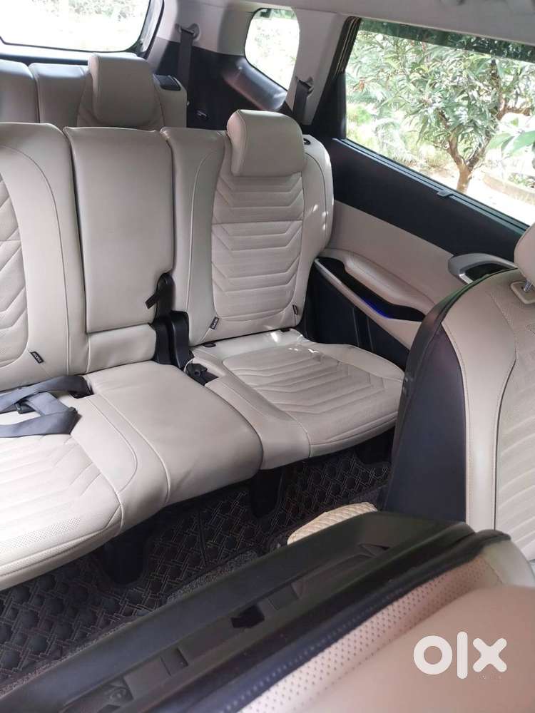 2022 Kia Carens Luxury Diesel