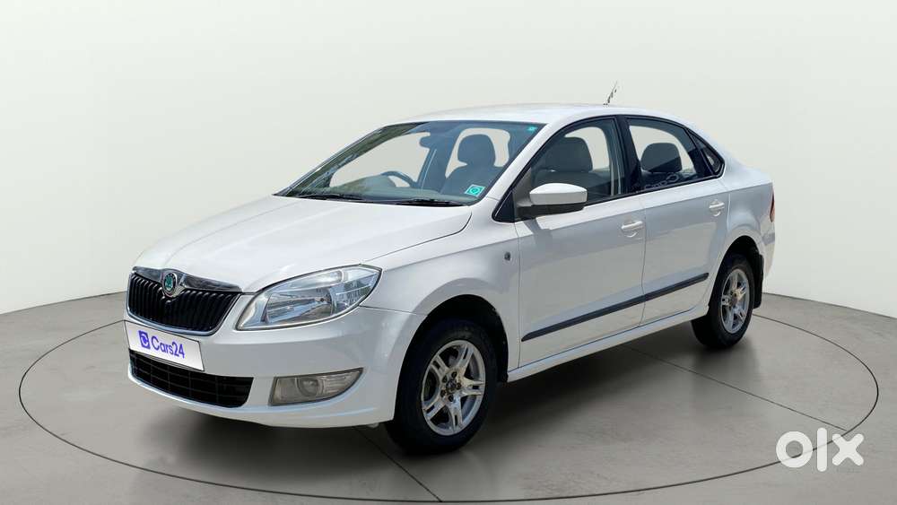 Skoda Rapid 2011-2013 1.6 Mpi At Ambition, 2013, Petrol