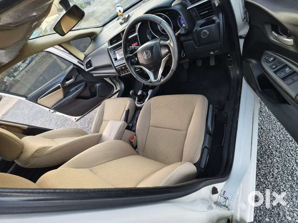 Honda Jazz Petrol+cng 2016 Model