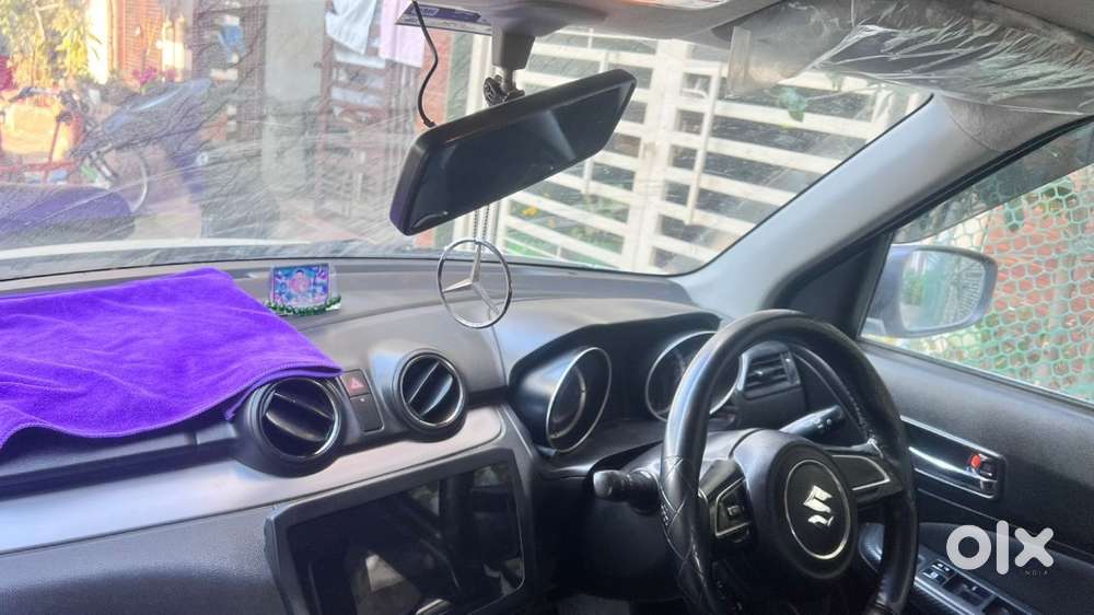 Maruti Suzuki Swift 2023 Cng & Hybrids 67033 Km Driven
