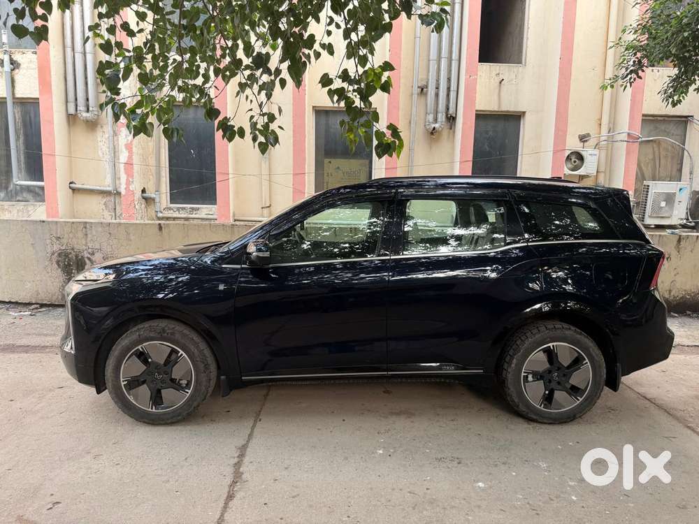 Mahindra Xev9s Others, 2026, Electric