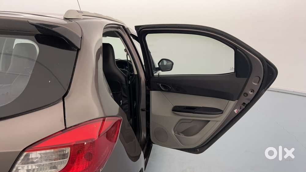 Tata Tiago 1.2 Revotron Xt, 2019, Petrol