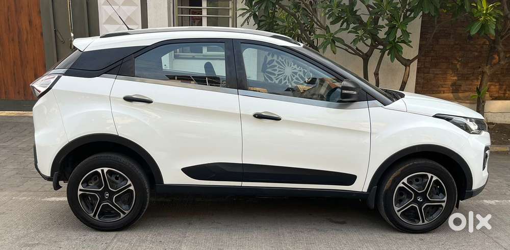 Tata Nexon 1.2 Revotron Xm (s), 2021, Petrol