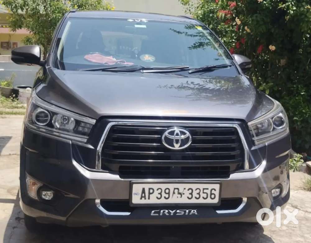 Toyota Innova Crysta 2019