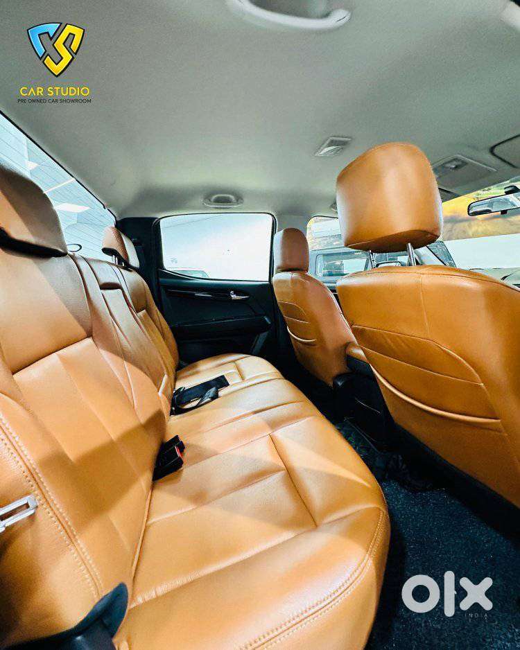 Isuzu V-cross Z 4x4 Mt, 2019, Diesel