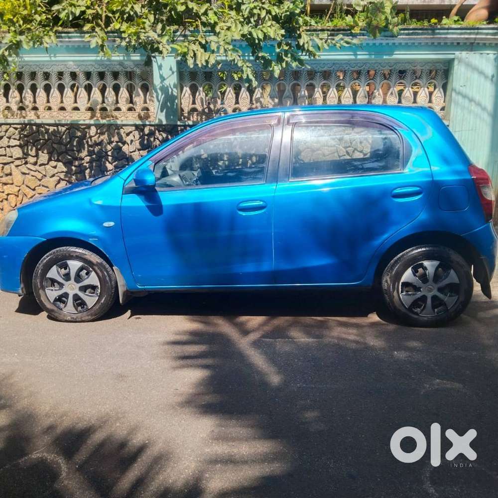 Etios Liva, Blue, 2013