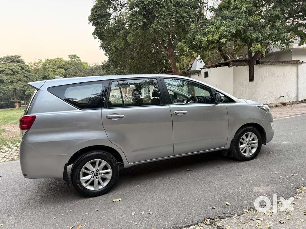 Toyota Innova Crysta