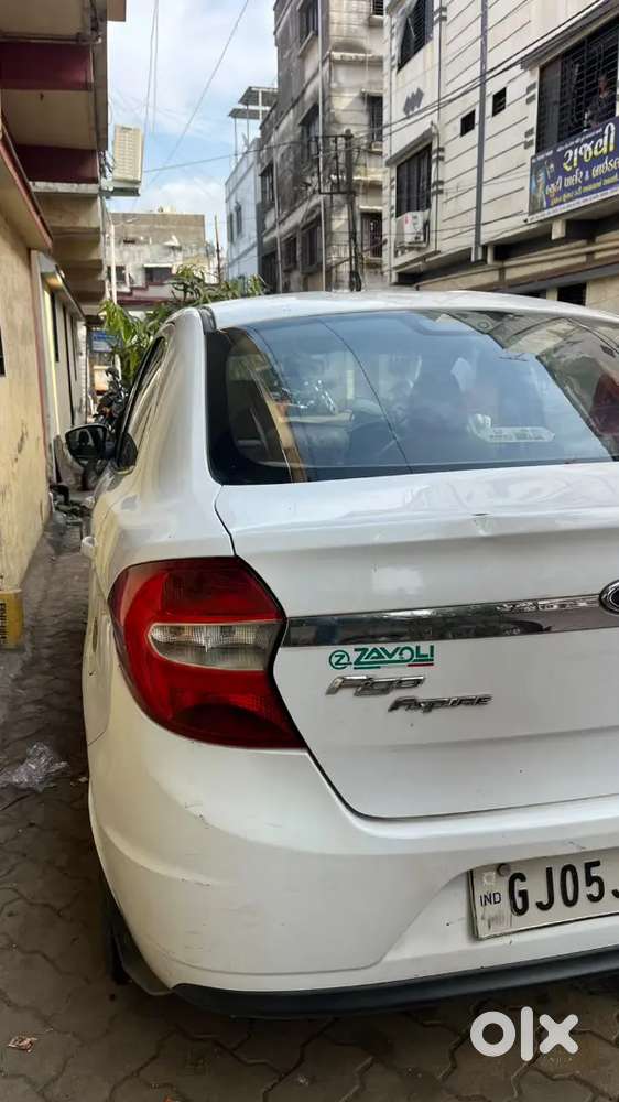 Ford Figo 2016 Ambiente Petrol+cng Manual
