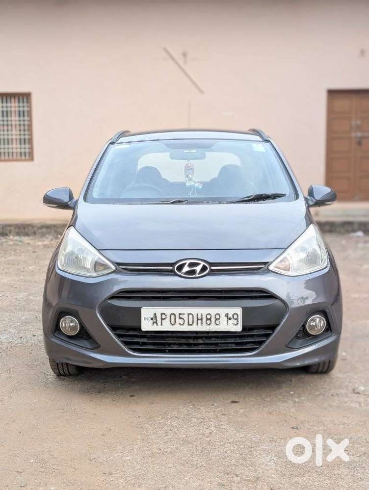 Hyundai Grand I10 2013-2016 Sportz, 2016, Petrol