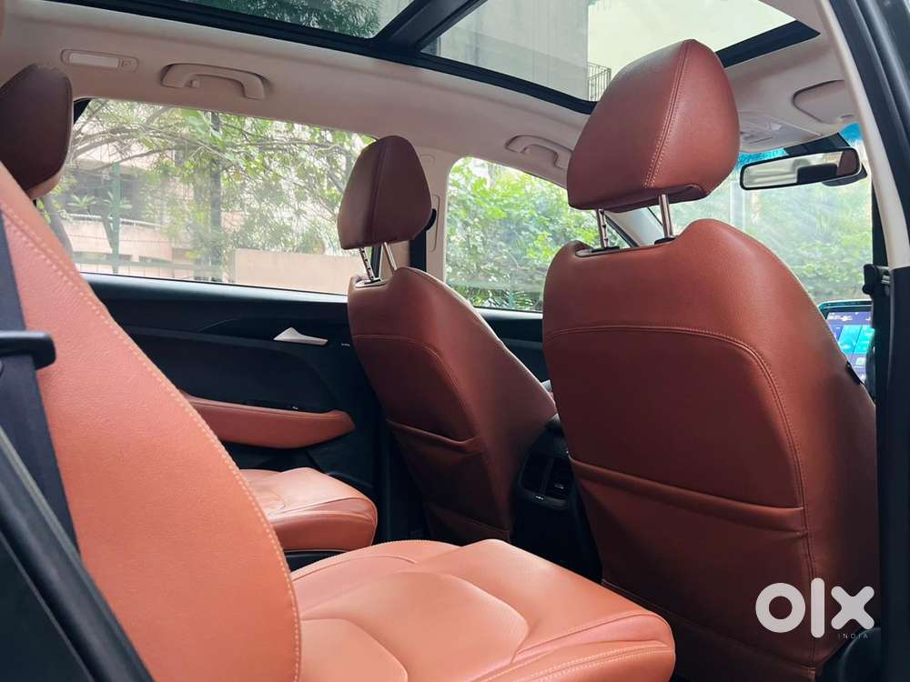 Mg Hector Plus 1.5 Sharp Turbo Cvt 6 Str, 2021, Petrol