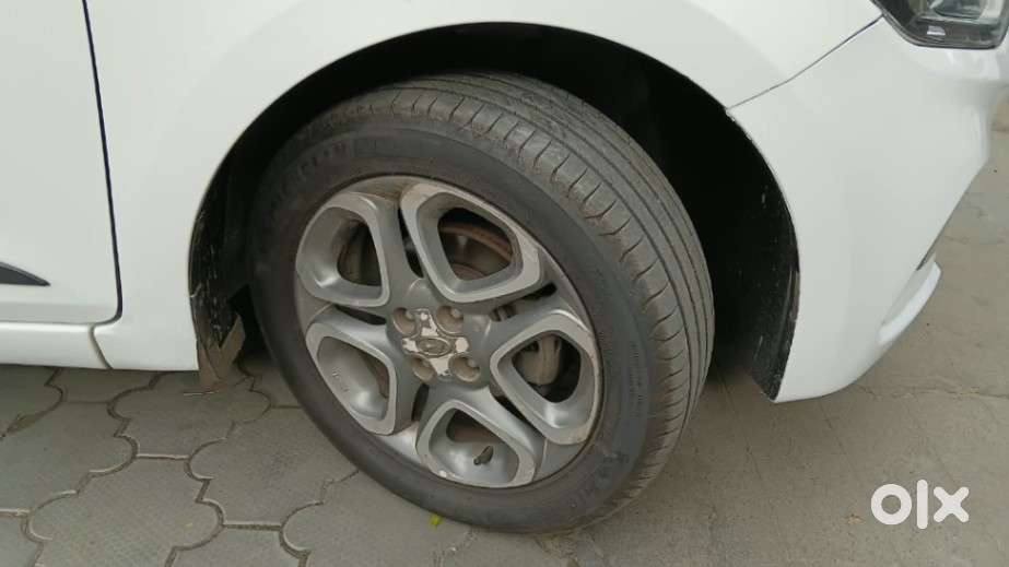 Hyundai Elite I20 1.2 Asta (o) Cvt, 2019, Petrol