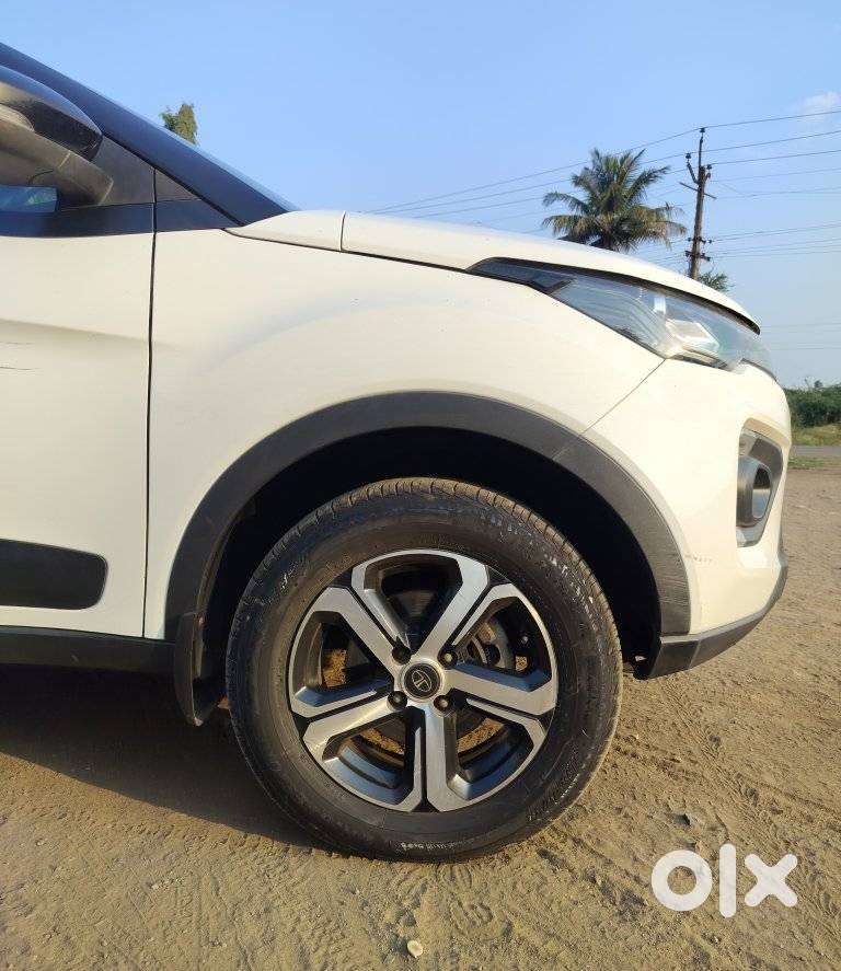 Tata Nexon 1.2 Revotron Xz Plus, 2023, Petrol