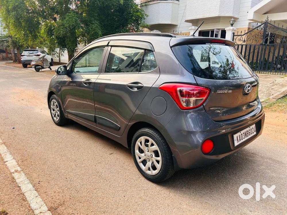 Hyundai Grand I10 Sportz(o) 1.2 Mt, 2017, Petrol