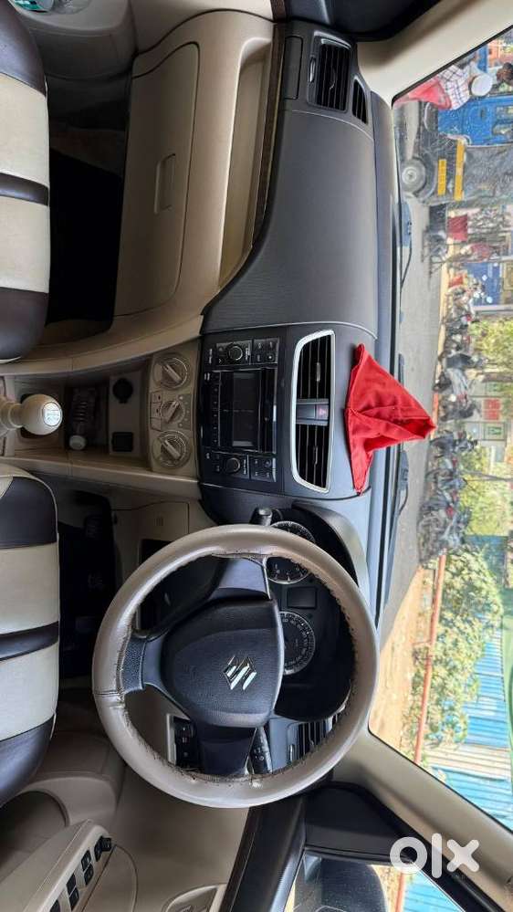 Maruti Suzuki Swift Dzire Vxi Optional, 2016