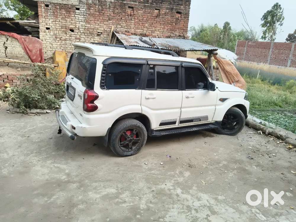 Mahindra Scorpio