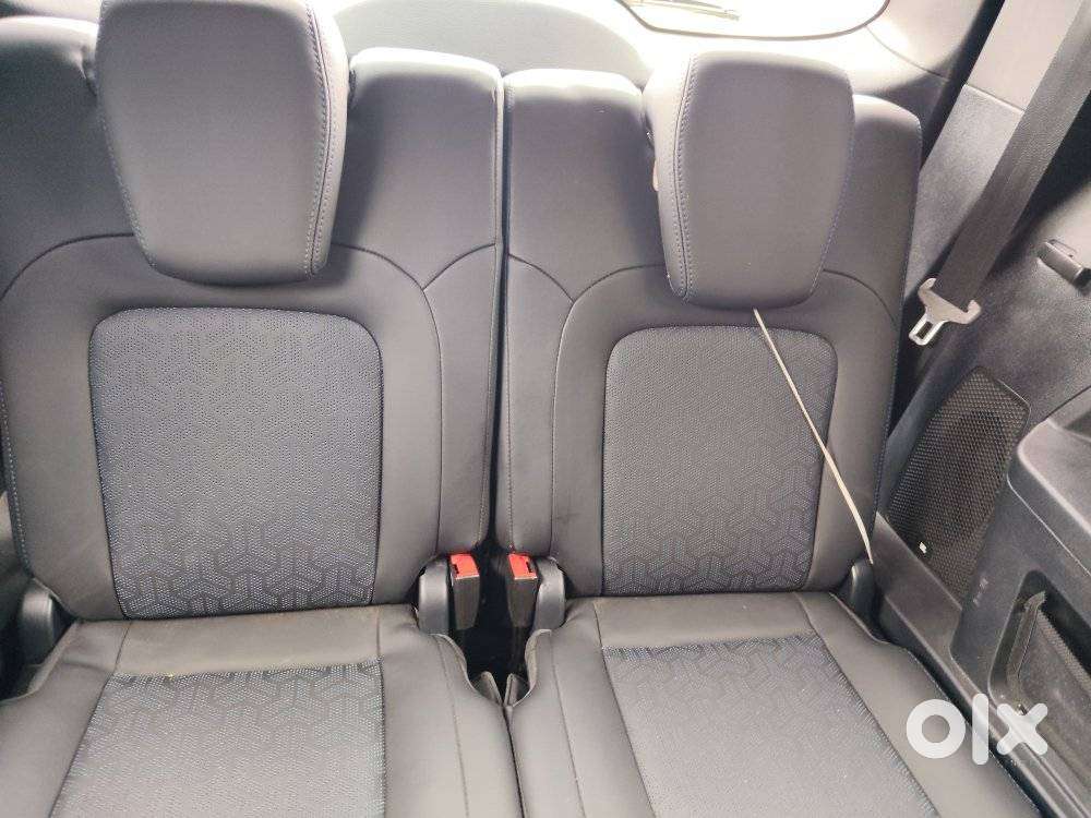 Tata Safari 2.0 Xz Plus 6 S Dark Edition, 2026, Diesel