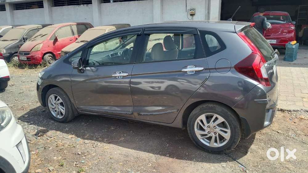 Honda Jazz 2019 Petrol Well Maintained