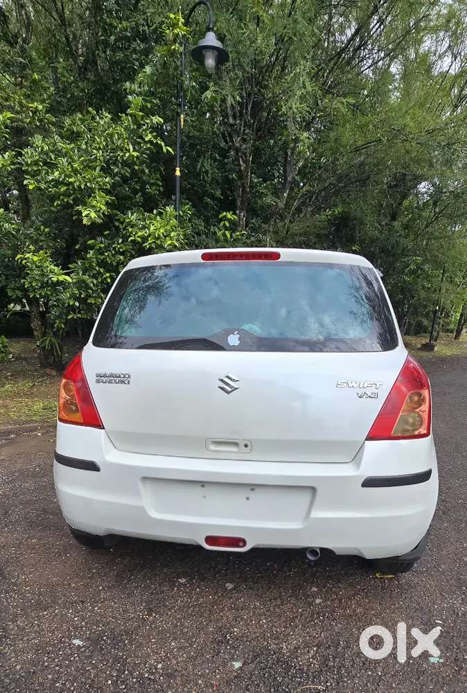 Maruti Suzuki Swift 2010