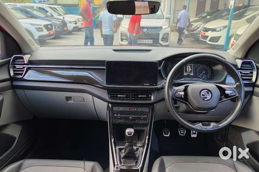 Skoda Kushaq 1.0 Tsi Style, 2021, Petrol