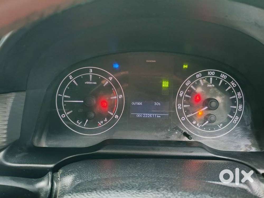 Toyota Innova Crysta 2.4 Gx Mt 8s, 2017, Diesel
