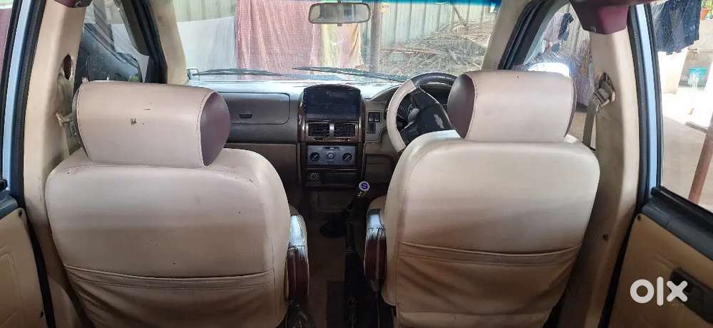 Tavera B3 10 Seater 2010. Newly Look Pakka Condition